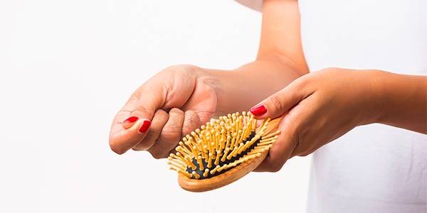 Les causes d’une perte de cheveux